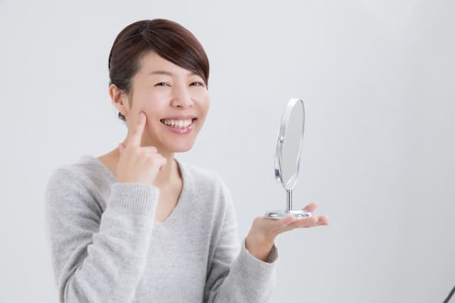 笑顔の美女