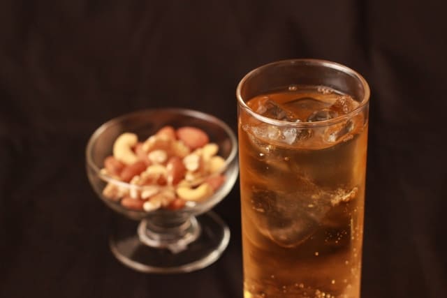 ナッツとウイスキー