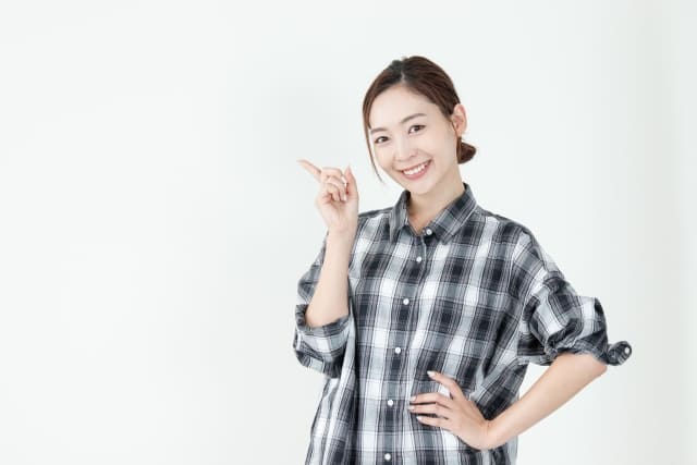 笑顔の女性