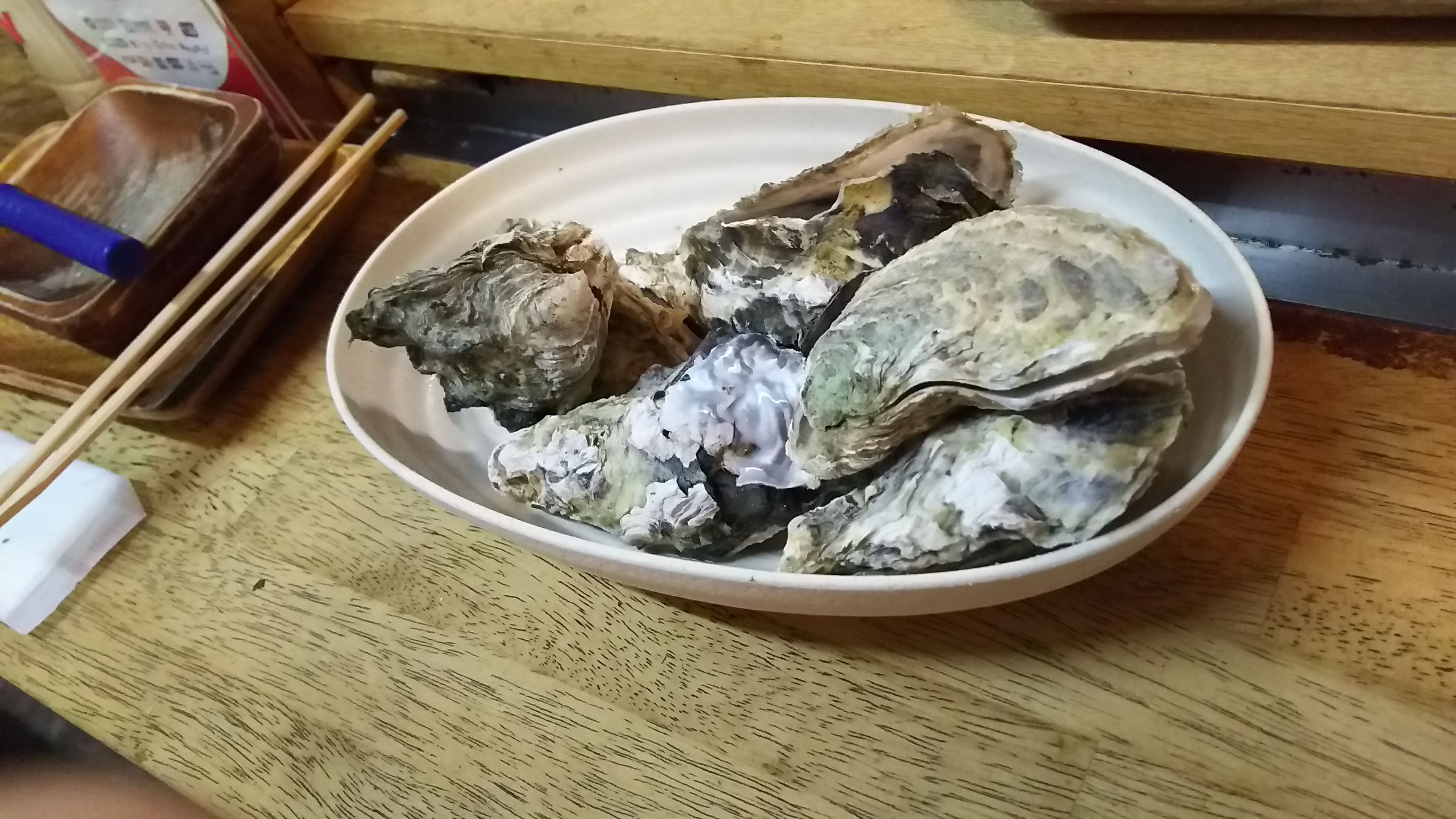 殻付きの牡蠣