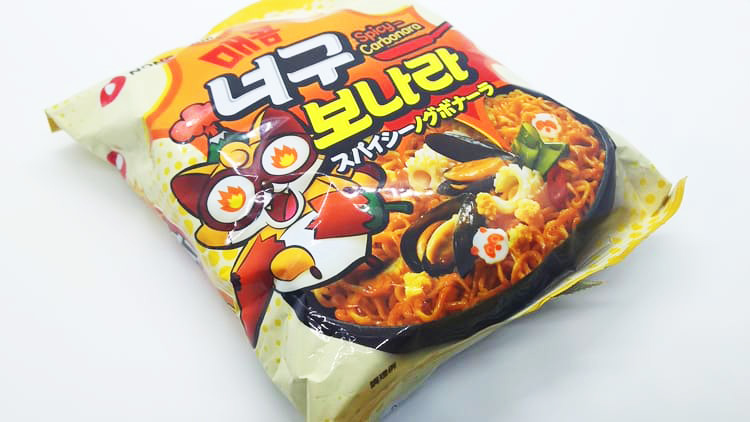 韓国製のインスタントヌードル