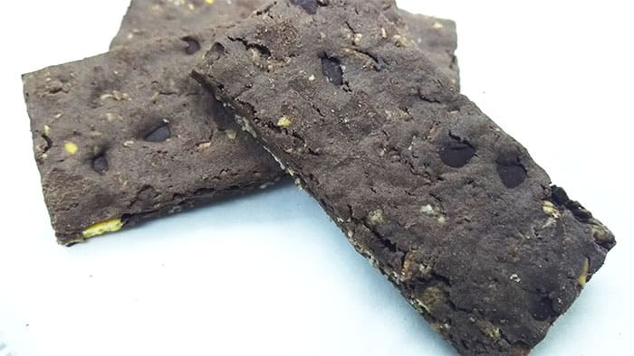 チョコレート味のグラノーラ
